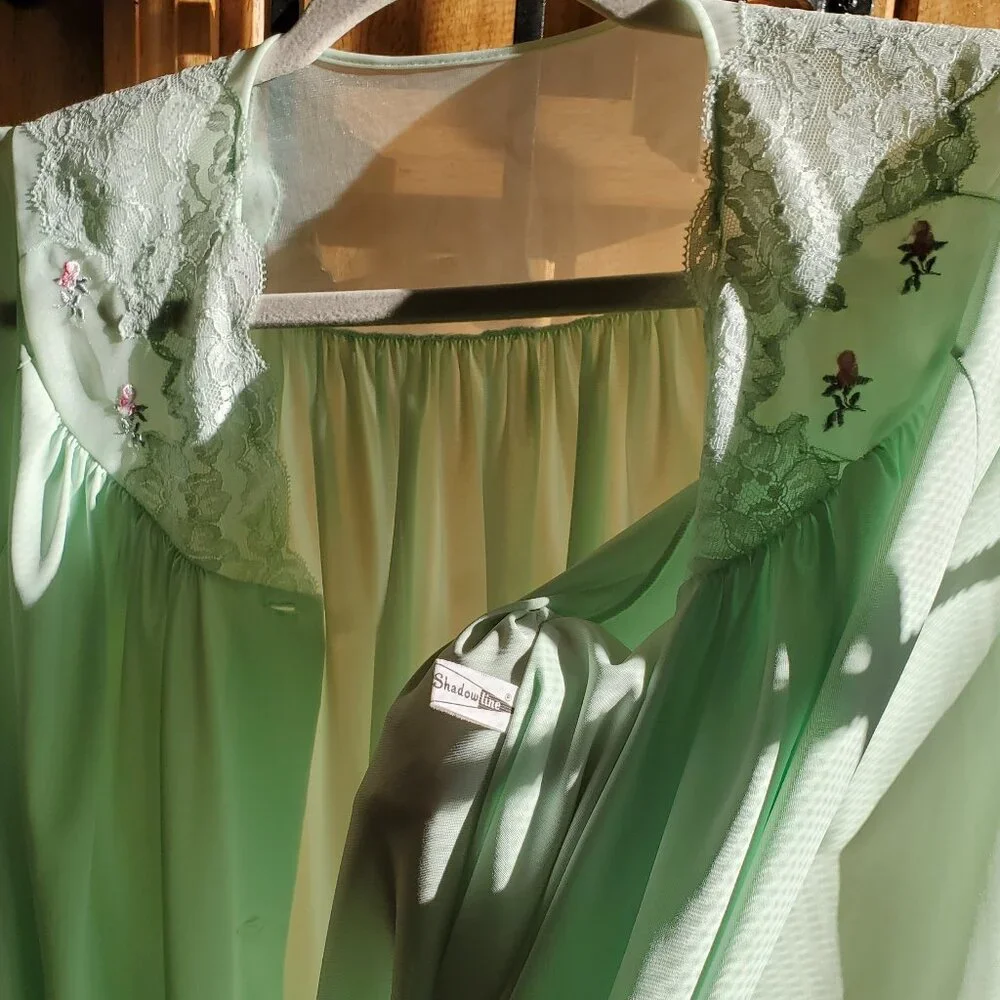 Vintage Shadowline Peignior Set - Picture 7 of 8